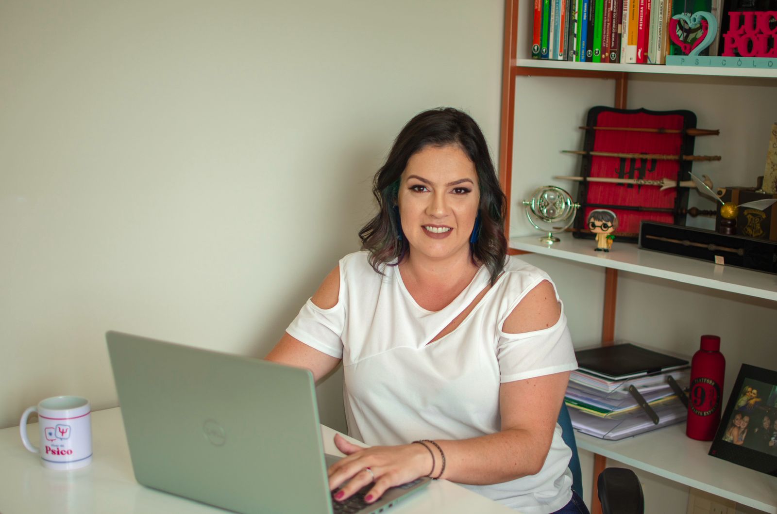 Lucia Helena em atendimento online